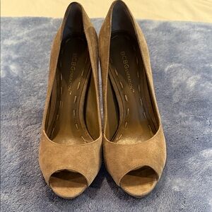 BCBGeneration Women's Grey/Taupe Suede Peep Toe Heels.  Size 6